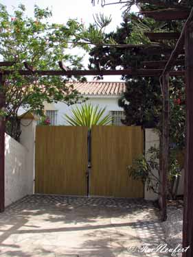 Umz&auml;unter Autostellplatz hinten